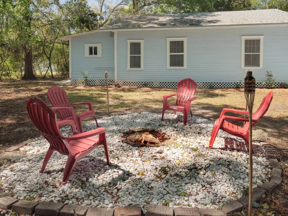 1005 NE 3RD AVENUE Gainesville, FL 32601