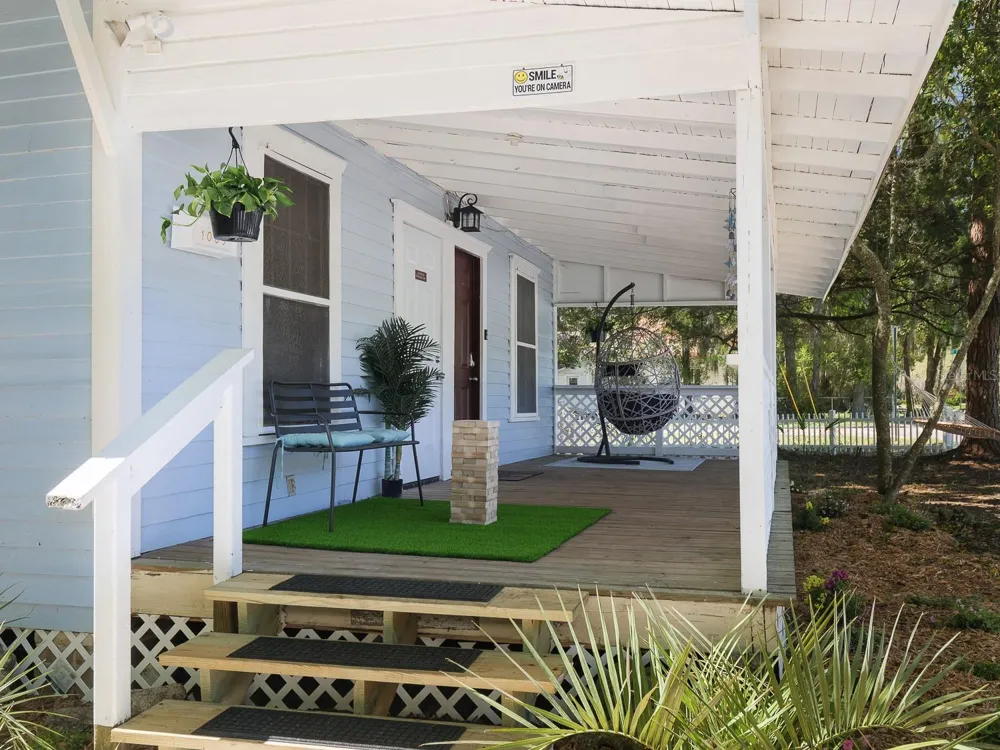 1005 NE 3RD AVENUE Gainesville, FL 32601