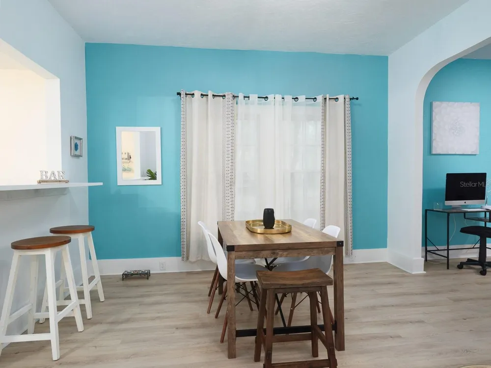 1005 NE 3RD AVENUE Gainesville, FL 32601