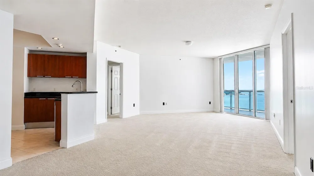 241 RIVERSIDE DRIVE #2006 Holly Hill, FL 32117