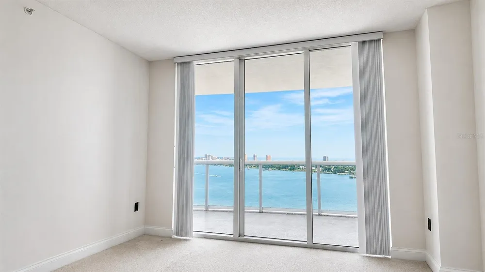241 RIVERSIDE DRIVE #2006 Holly Hill, FL 32117