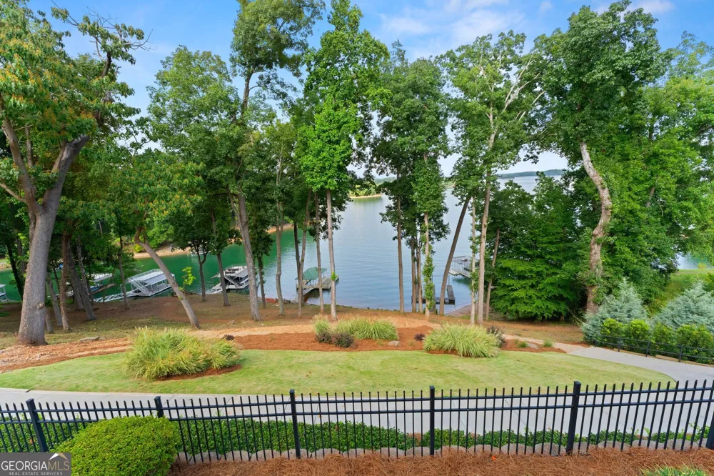 9230 Arbourlac LN Gainesville, GA 30506