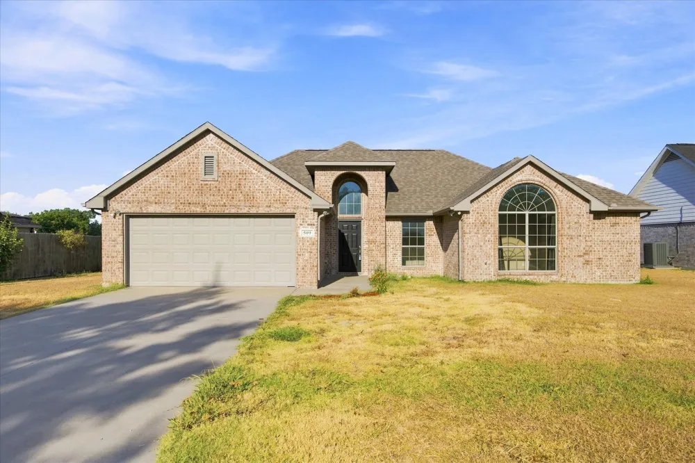 509 Jouette Street Farmersville, TX 75442