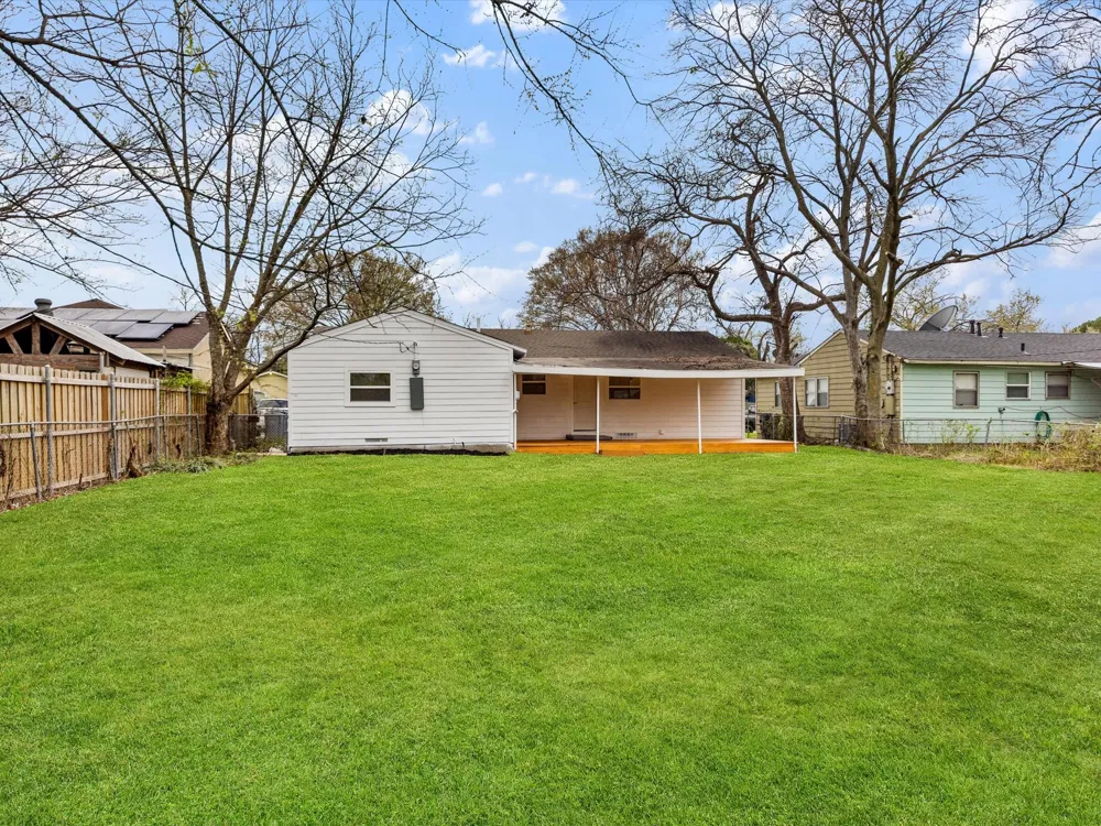 2907 Andrea Lane Dallas, TX 75228