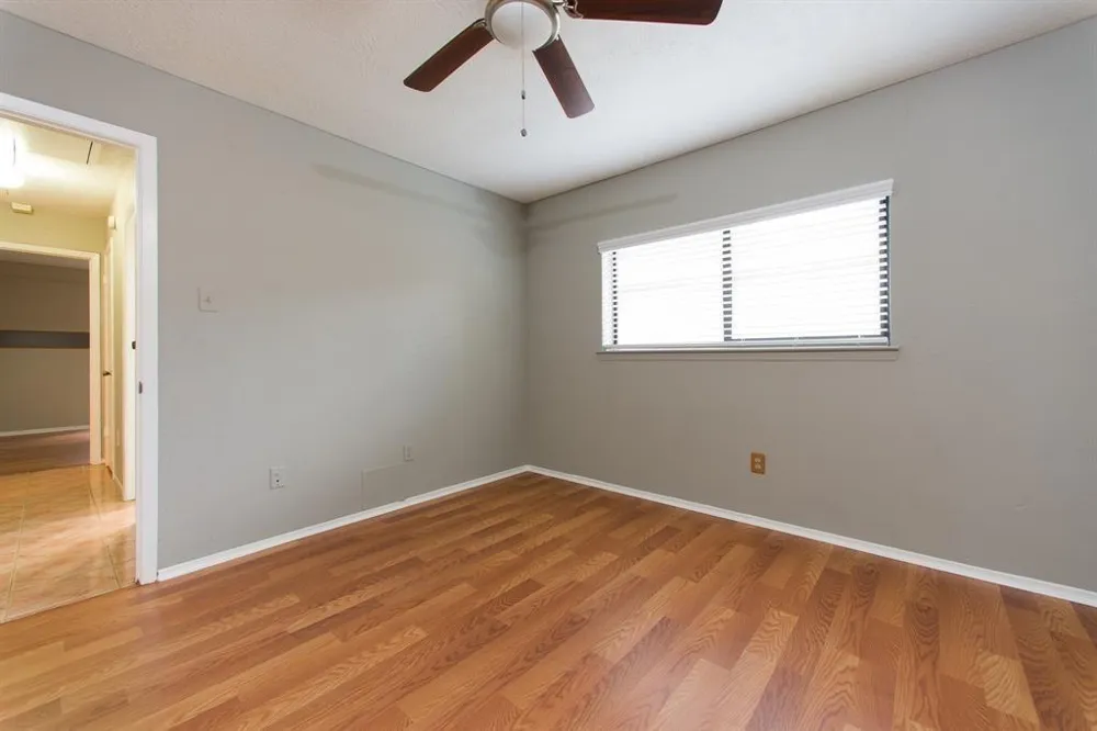16031 Windom Drive Hockley, TX 77598