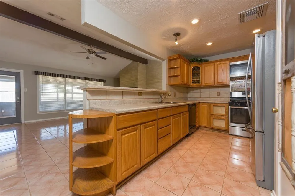 16031 Windom Drive Hockley, TX 77598