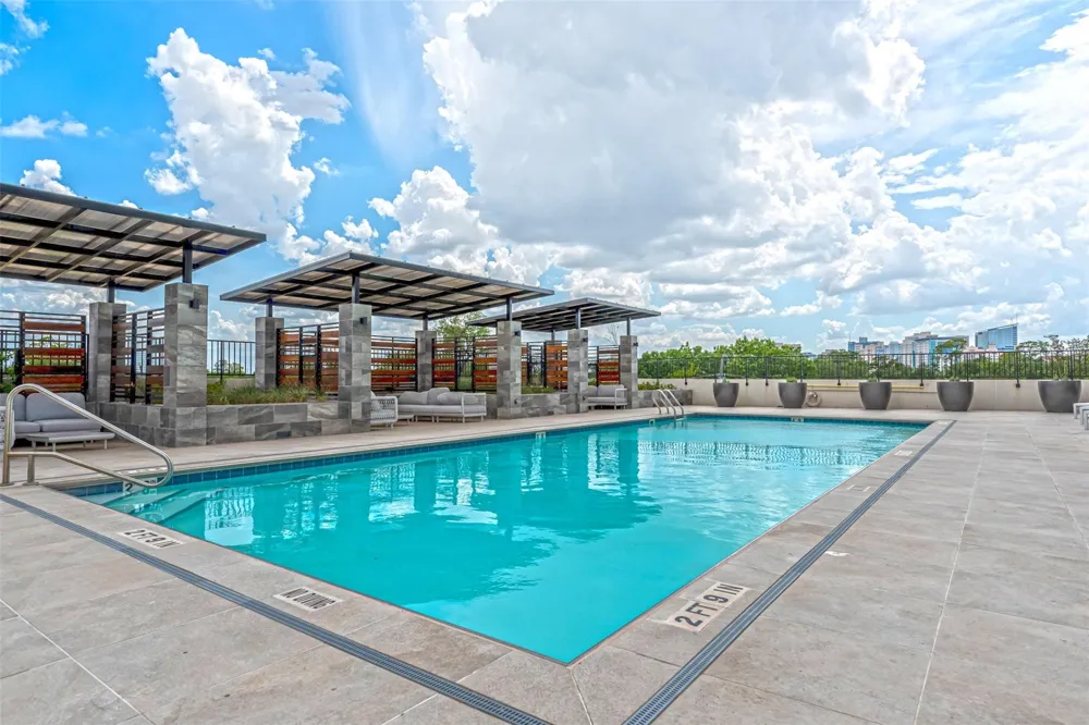 1701 Hermann Drive #34L Houston, TX 77004