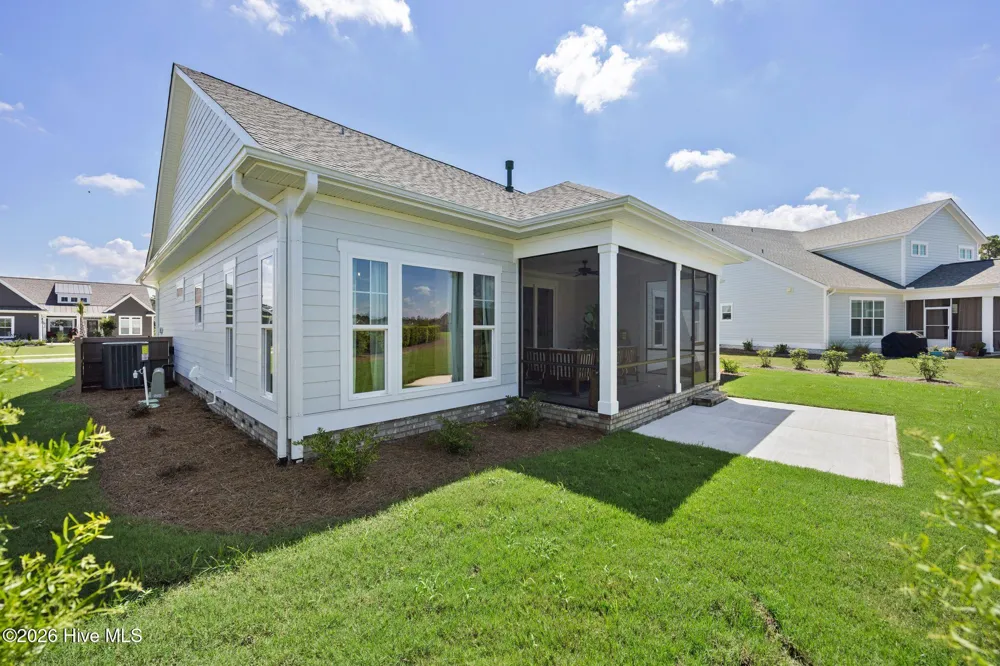 7326 Foxbriar Drive Leland, NC 28451