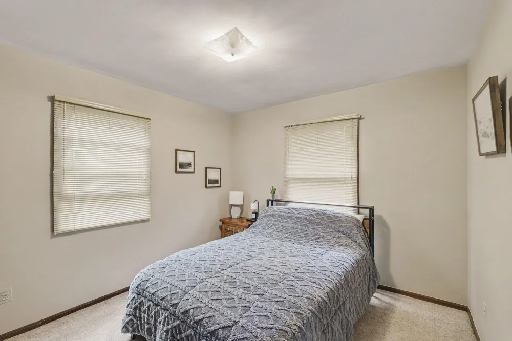 3907 Mohawk Avenue SW Grandville, MI 49418