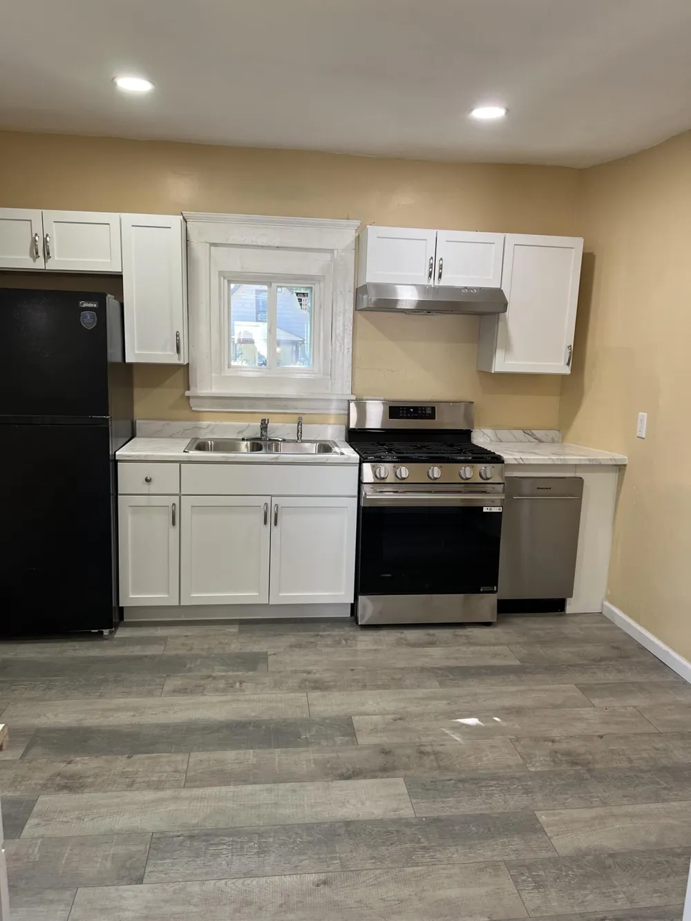 231 Rockwell Street Jackson, MI 49203
