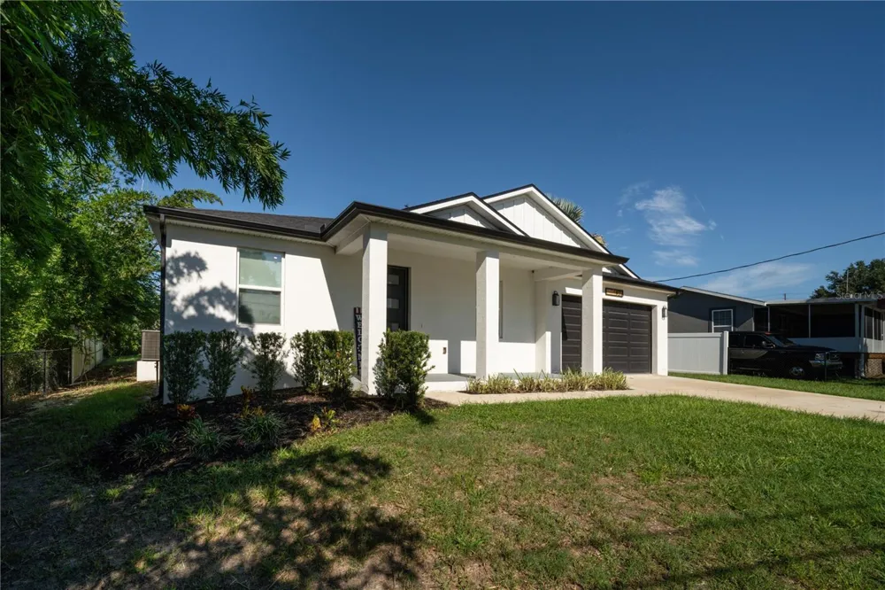 923 FLORIDA AVENUE Dundee, FL 33838