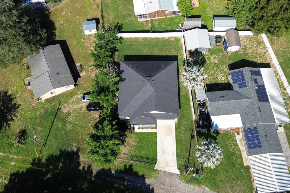 923 FLORIDA AVENUE Dundee, FL 33838