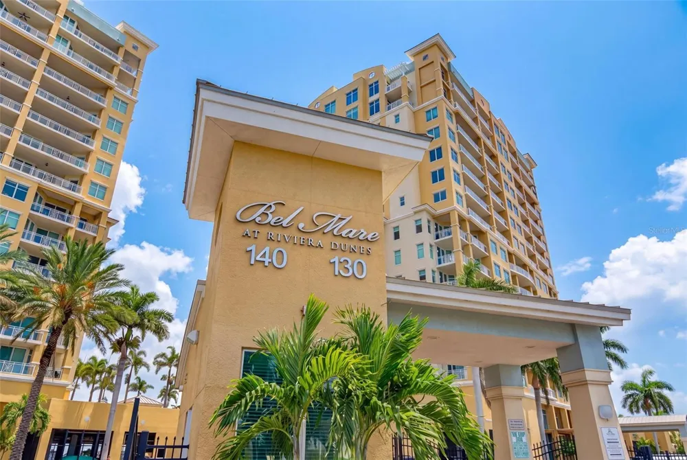 130 RIVIERA DUNES WAY #703 Palmetto, FL 34221