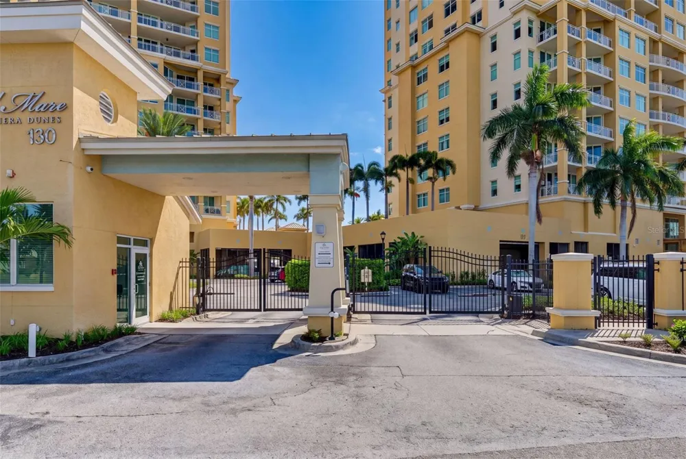 130 RIVIERA DUNES WAY #703 Palmetto, FL 34221