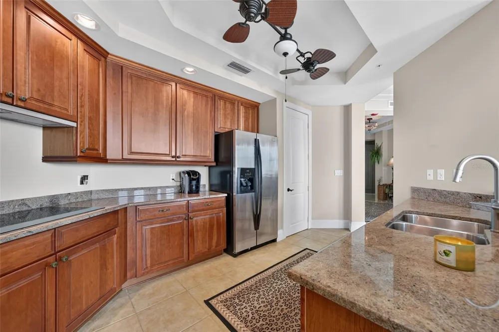 130 RIVIERA DUNES WAY #703 Palmetto, FL 34221