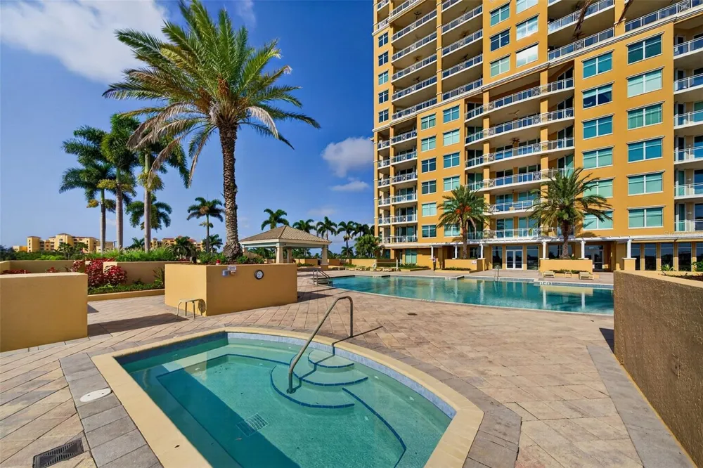 130 RIVIERA DUNES WAY #703 Palmetto, FL 34221