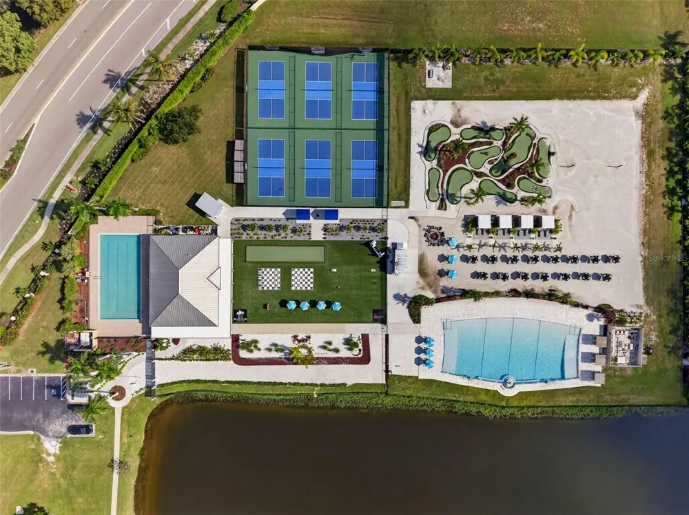 130 RIVIERA DUNES WAY #703 Palmetto, FL 34221