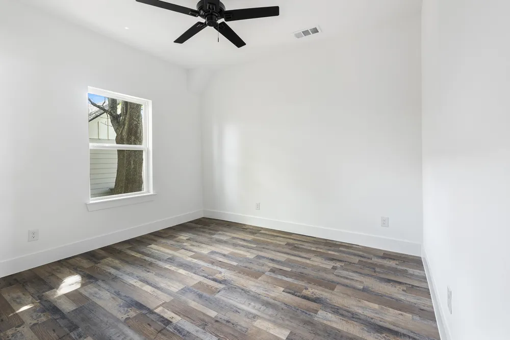 920 S Montreal Avenue Dallas, TX 75208