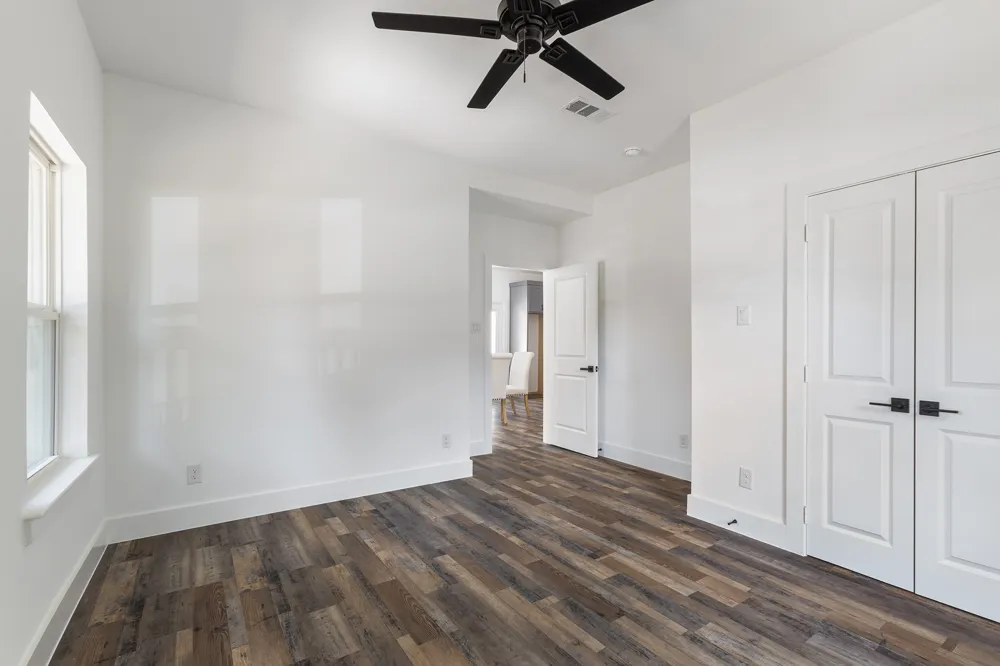 920 S Montreal Avenue Dallas, TX 75208