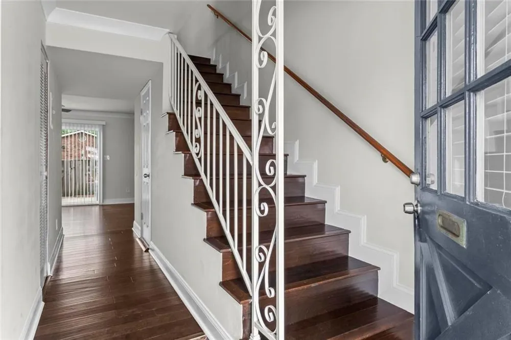 5621 Kingsport Drive NE Sandy Springs, GA 30342