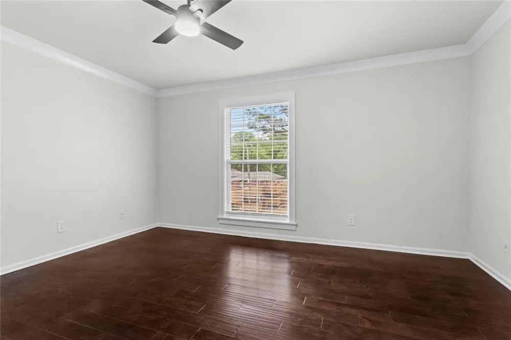 5621 Kingsport Drive NE Sandy Springs, GA 30342