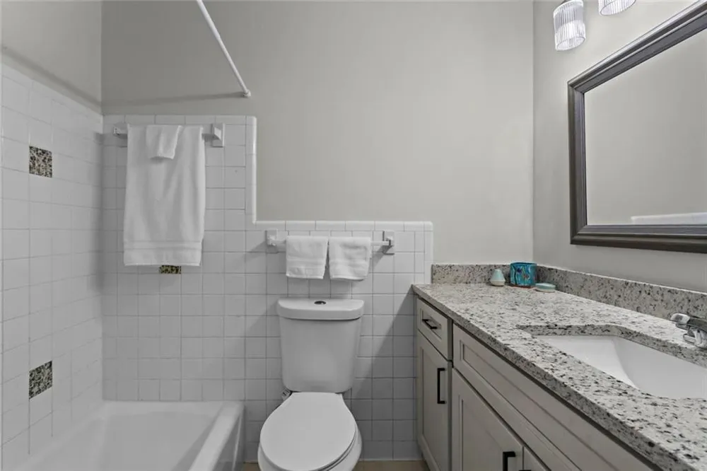 5621 Kingsport Drive NE Sandy Springs, GA 30342
