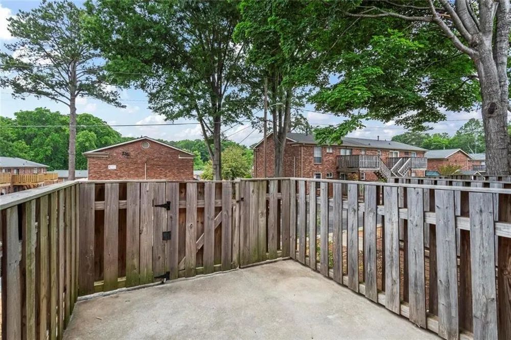 5621 Kingsport Drive NE Sandy Springs, GA 30342