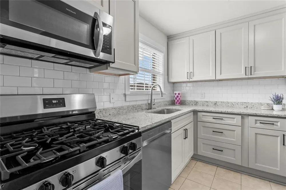 5621 Kingsport Drive NE Sandy Springs, GA 30342