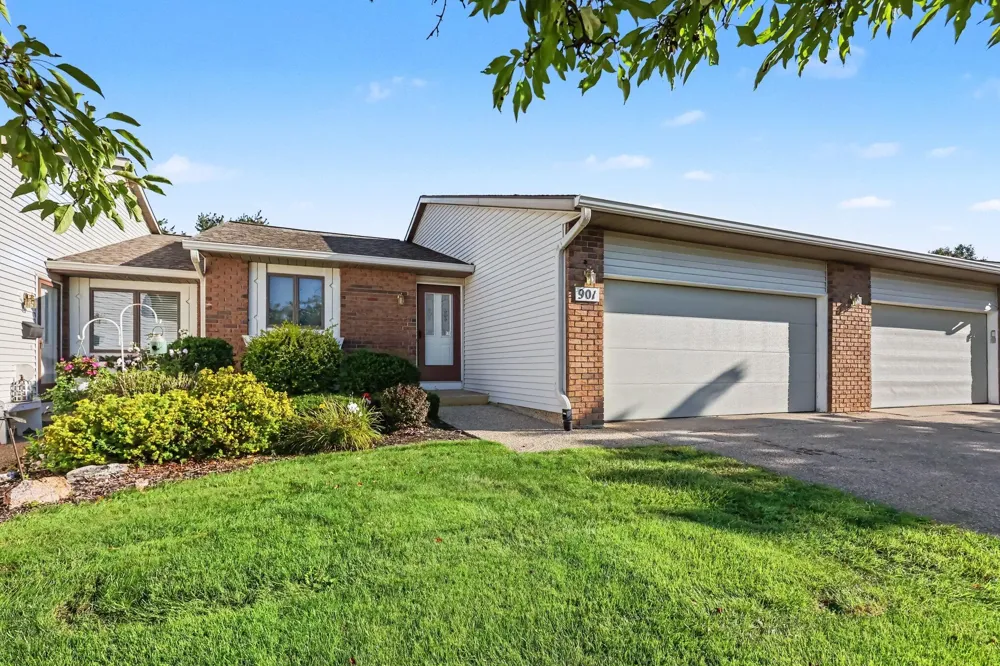 901 Creekridge Drive Holland, MI 49423