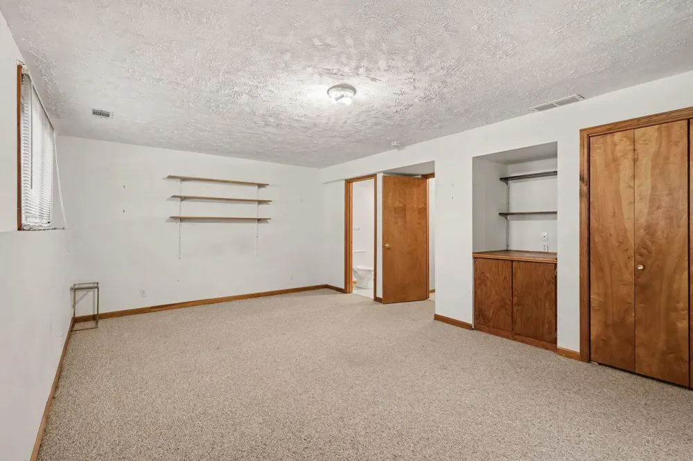 901 Creekridge Drive Holland, MI 49423