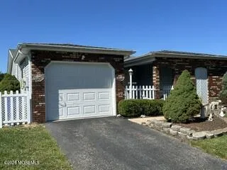 8 Lamb Road