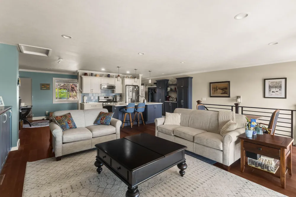 555 Gidley Circle #F Grand Haven City, MI 49417