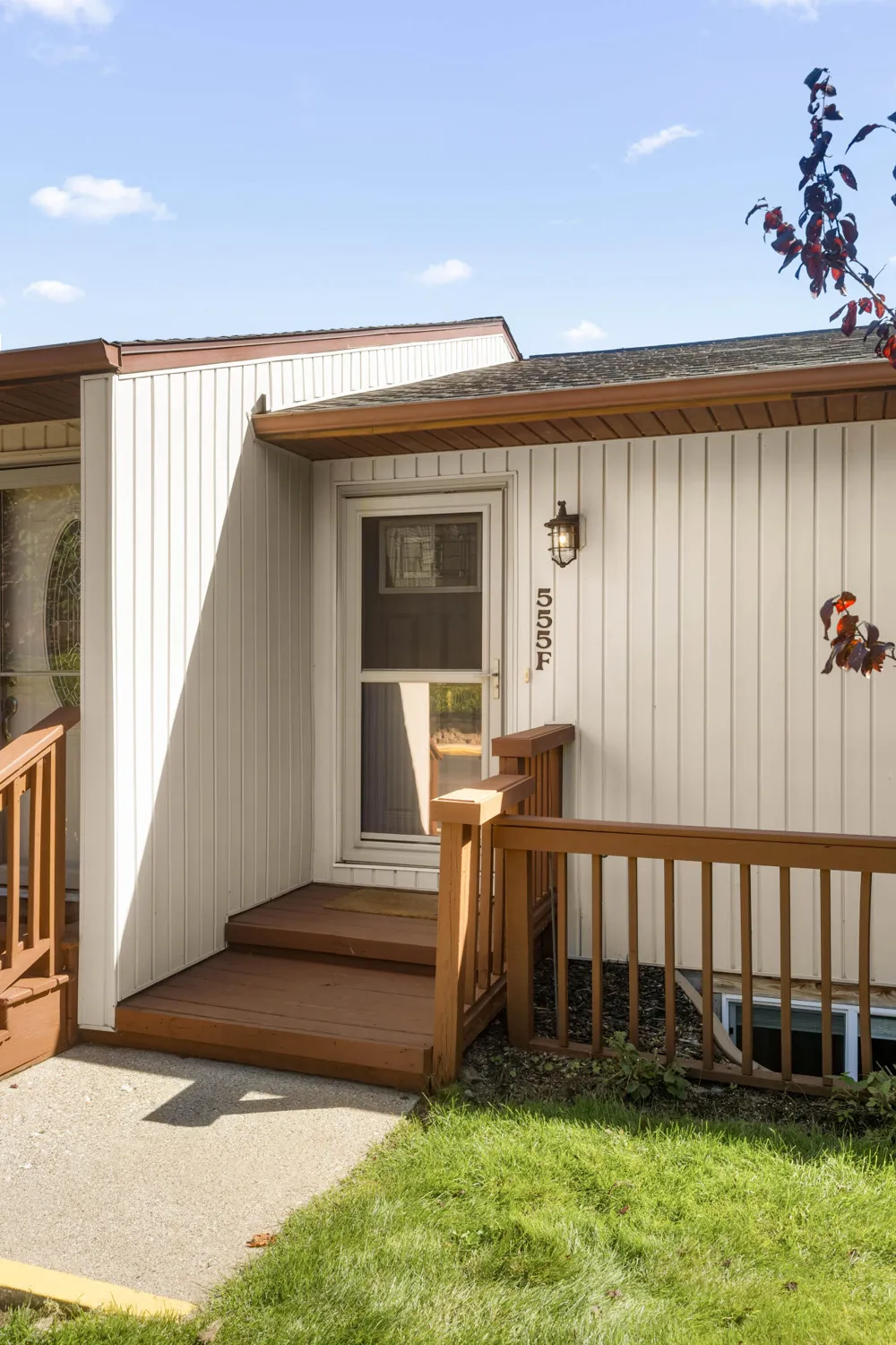 555 Gidley Circle #F Grand Haven City, MI 49417
