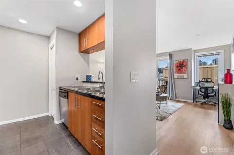 2721 1st Avenue #809