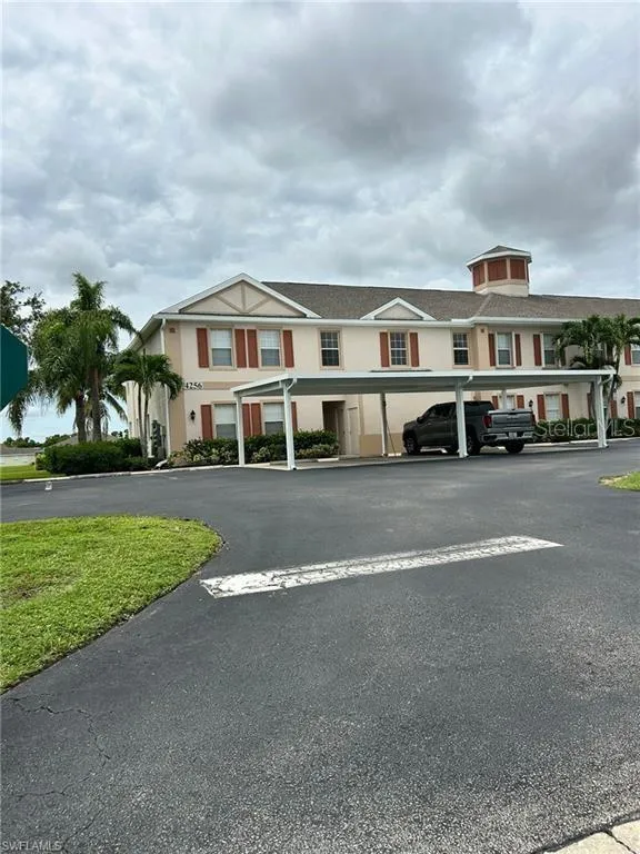 4256 LIRON AVENUE #103 Fort Myers, FL 33916