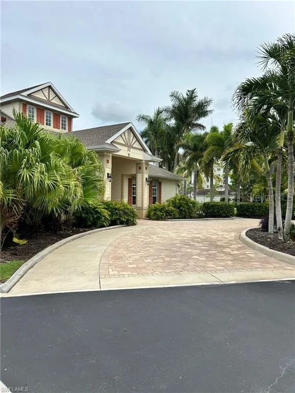 4256 LIRON AVENUE #103 Fort Myers, FL 33916
