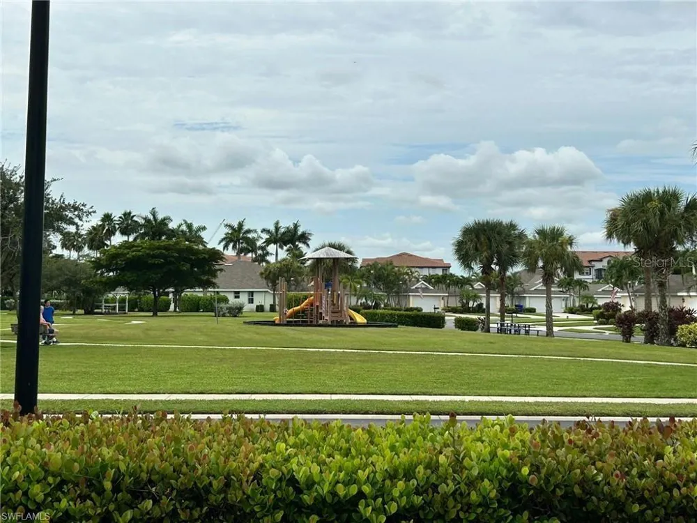 4256 LIRON AVENUE #103 Fort Myers, FL 33916