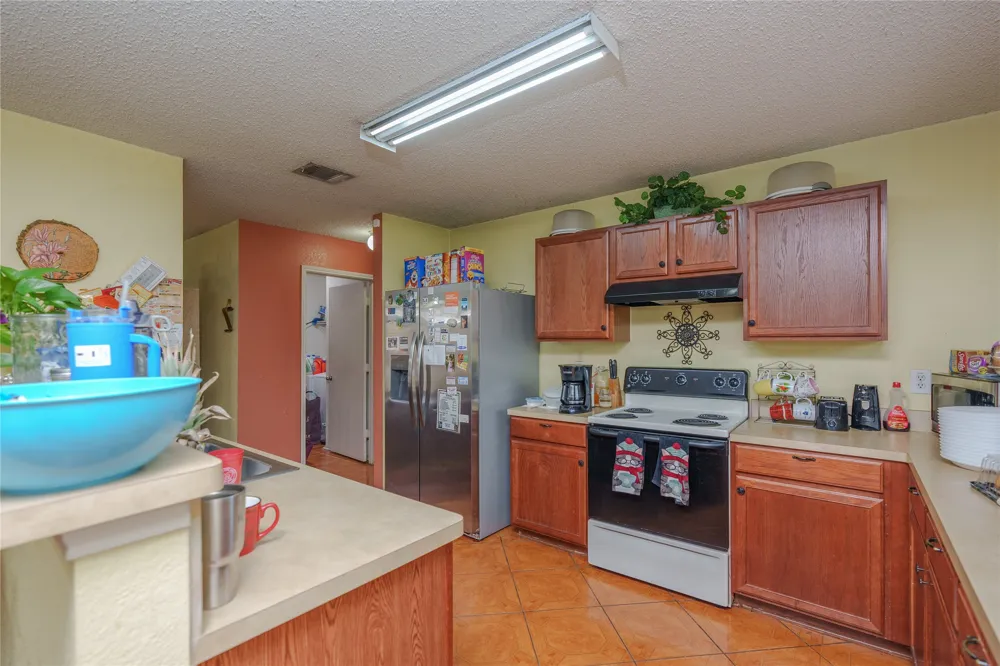 2748 Maegen Circle Fort Worth, TX 76112