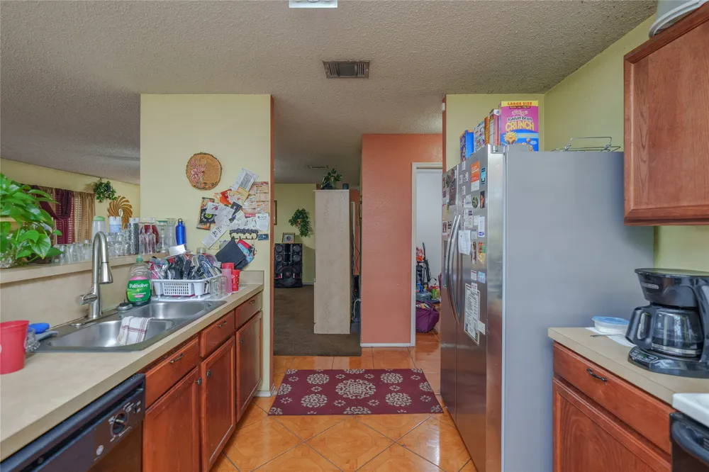 2748 Maegen Circle Fort Worth, TX 76112
