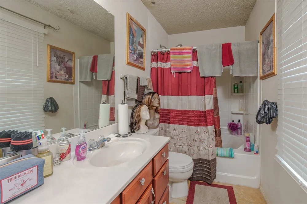 2748 Maegen Circle Fort Worth, TX 76112
