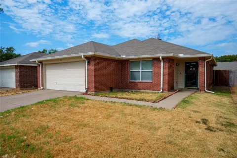 2748 Maegen Circle
