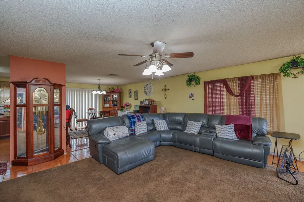 2748 Maegen Circle Fort Worth, TX 76112