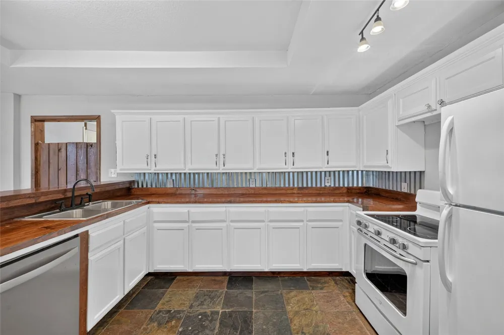 600 Jefferson Avenue Princeton, TX 75407