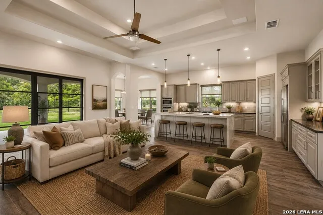 2447 WALLABY CIR New Braunfels, TX 78132