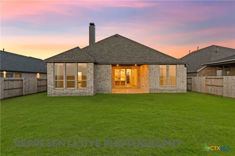 1823 Haecker View