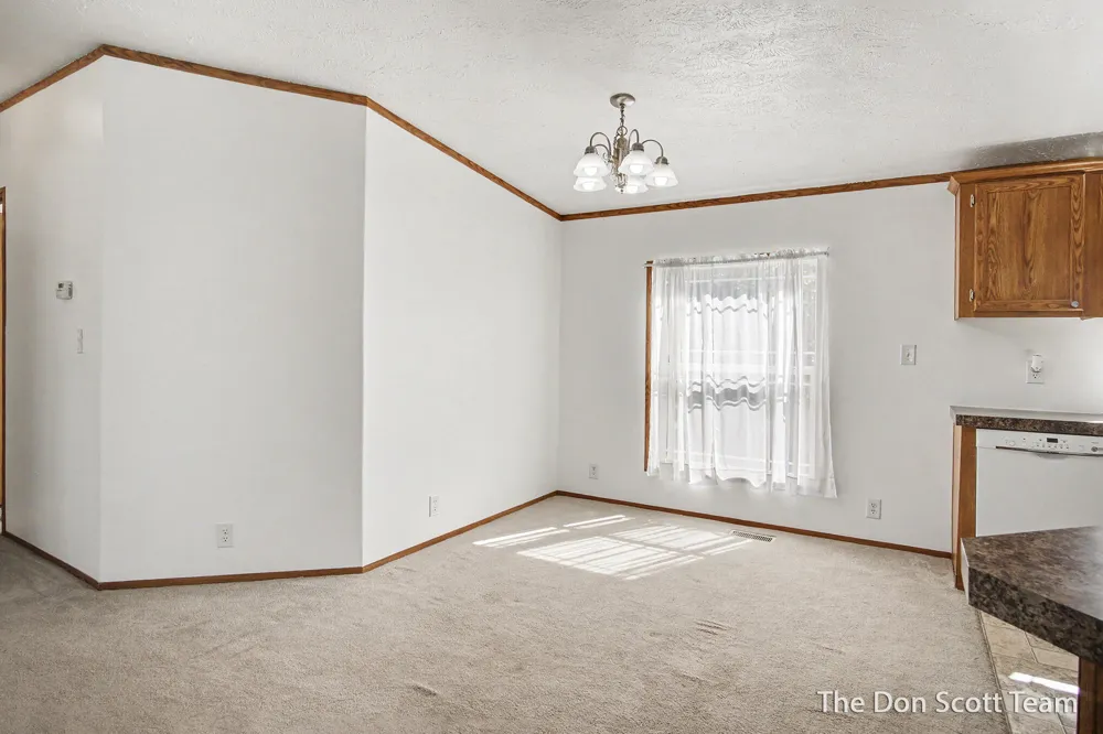 3660 Lilyfield Drive Cedar Springs, MI 49319