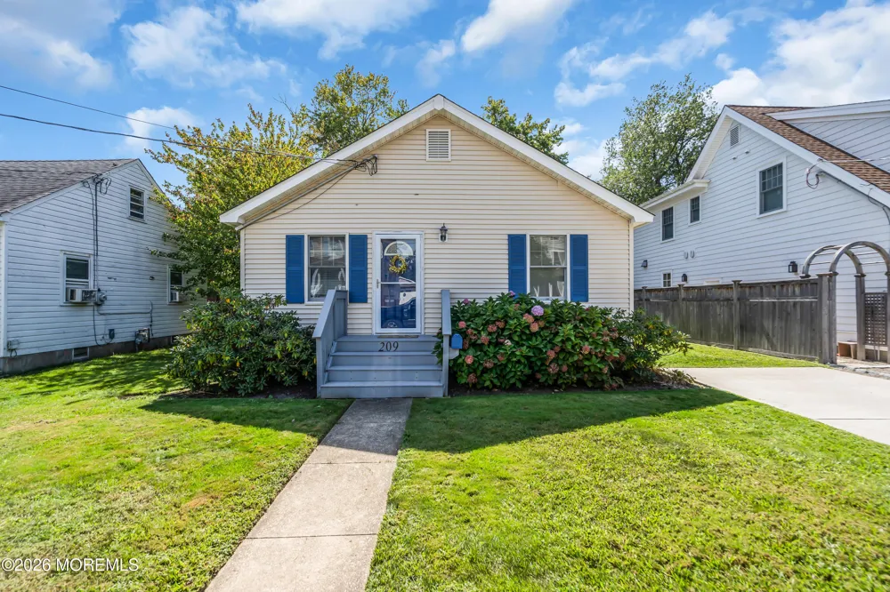 209 Park Avenue Bay Head, NJ 08742