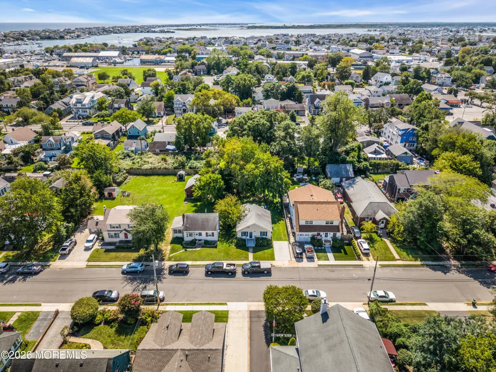 209 Park Avenue Bay Head, NJ 08742