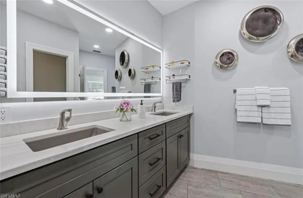 123 Newport Drive Naples, FL 34114