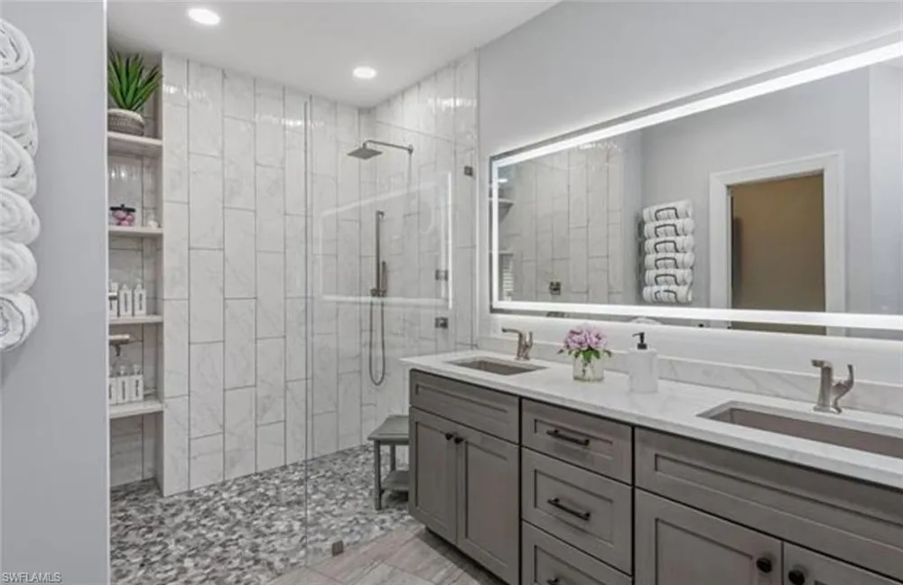 123 Newport Drive Naples, FL 34114